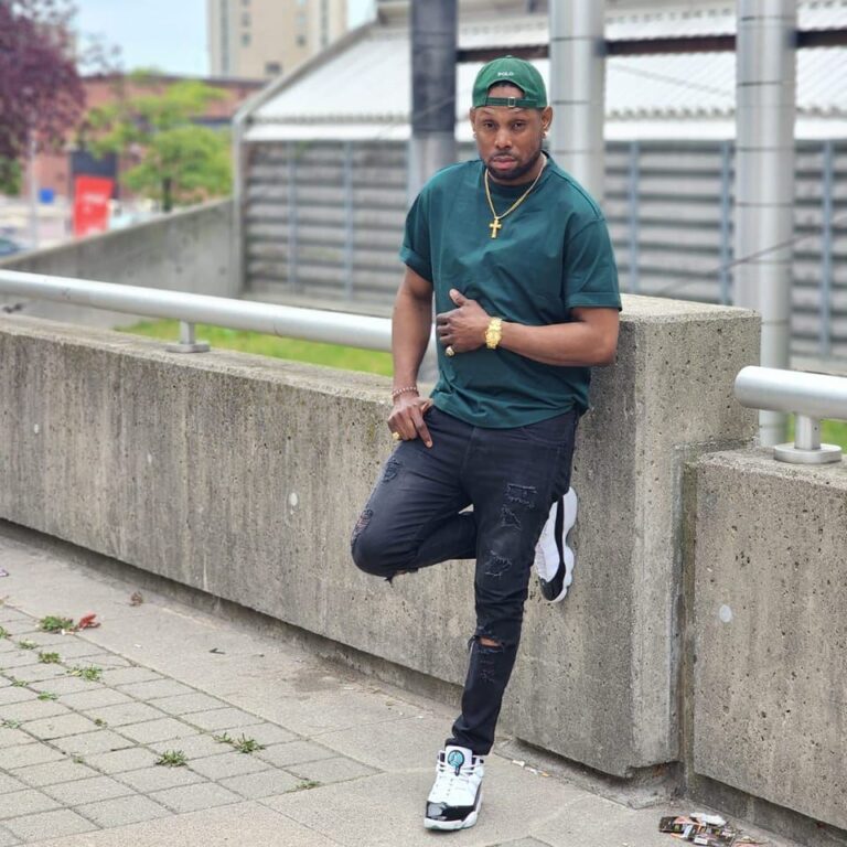 Dwayne “RICHRAVERECORDS / MUNKS” Salmon